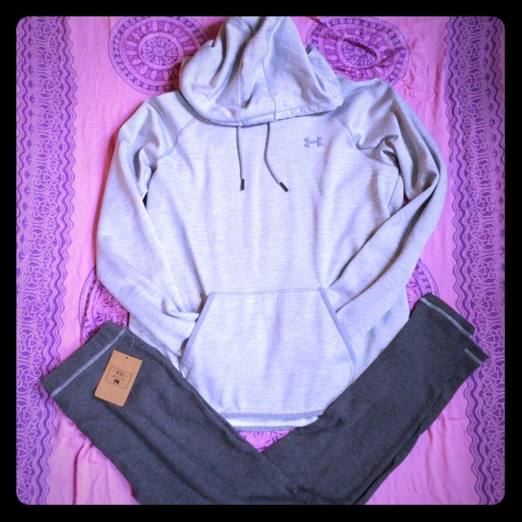 under armour hoodie with thumb holes